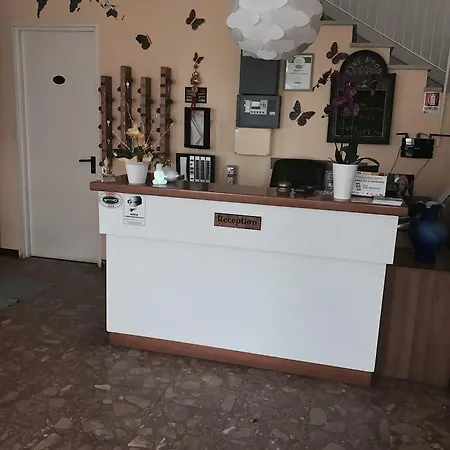 Hotell Nova Dhely Rimini