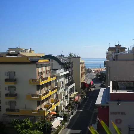 Nova Dhely Hotell Rimini