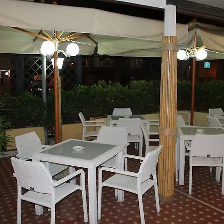 Nova Dhely Hotell 3*