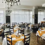 Nova Dhely Отель