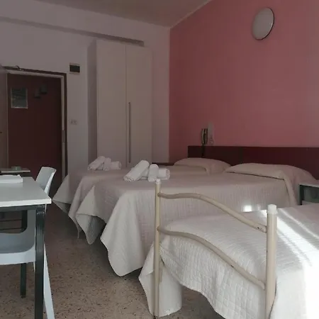 Nova Dhely 3* Rímini