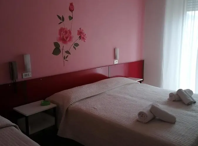 Nova Dhely Hotell Rimini
