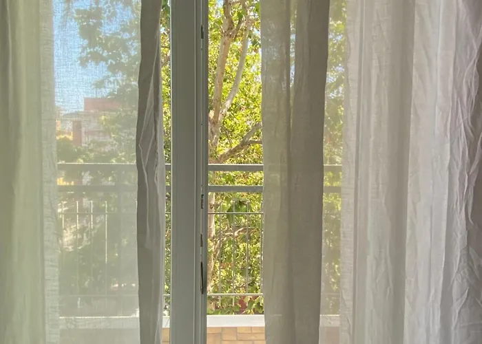 Hotell Nova Dhely 3*