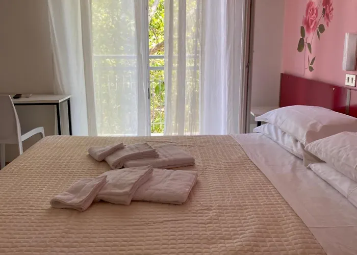 Nova Dhely Hotell 3*