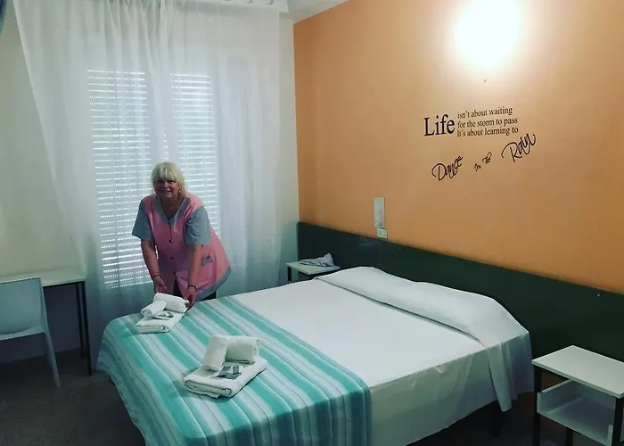 Nova Dhely 3* Rimini