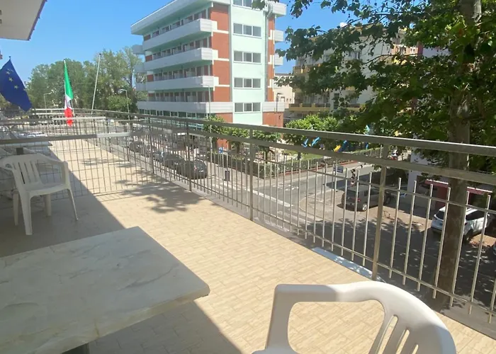 Nova Dhely Hotel