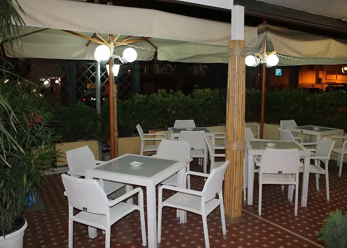 Nova Dhely Hotel 3*