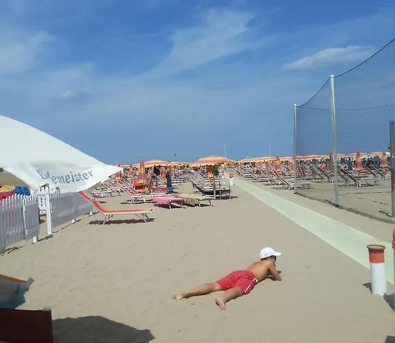 Nova Dhely Отель 3*