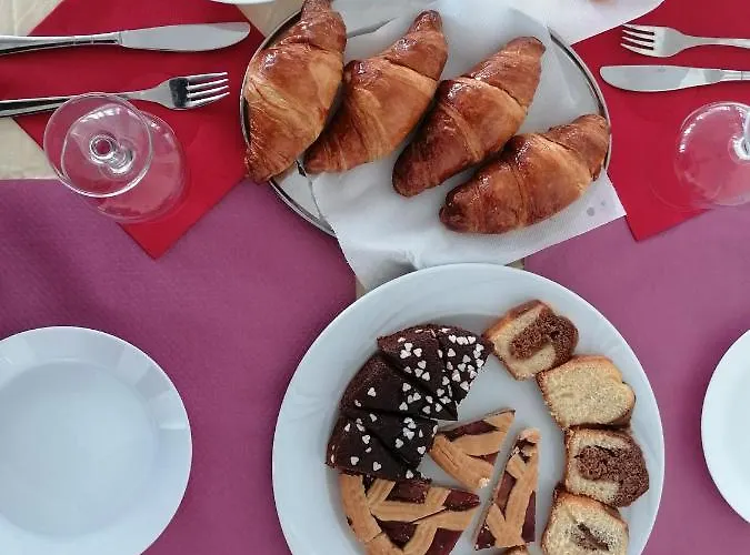 Nova Dhely Римини